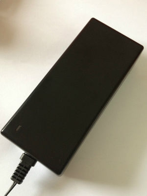 IEC8/IEC14 AC 연결관, 50Hz/60Hz를 가진 고전압 탁상용 힘 접합기