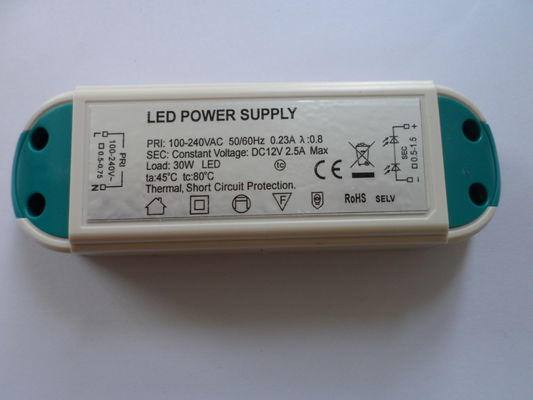 500Ma EN 61347-2-13 일정한 전압 24V DC는 Downlight 운전사 6W 9W 12W를 지도했습니다