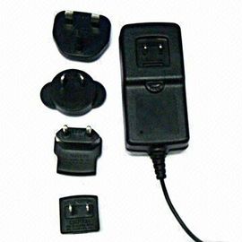 교환할 수 있는 마개 보편적인 USB 힘 접합기를 가진 3V 24V 0.05A 5A 엇바꾸기 접합기