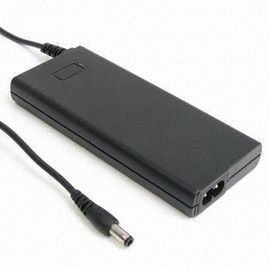 65W 16V - 24V 붙박이 EMI 필터 KTEC AC 접합기를 가진 최고 얇은 시리즈 엇바꾸기 접합기