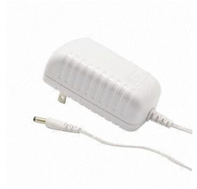 15W 12V 1.5A 보편적인 교류 전원 접합기, 벽 산 유형 전력 공급