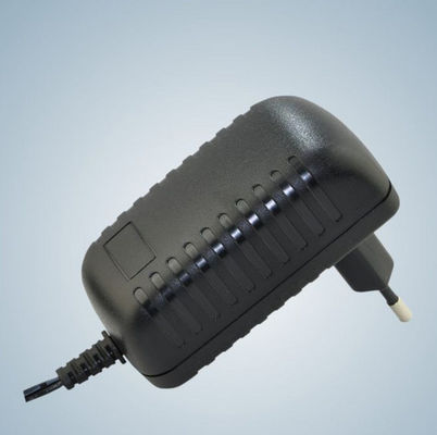 잘 고정된 까만 15Watt 보편적인 교류 전원 접합기, KSAS015 시리즈 KTEC
