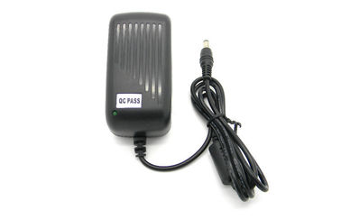 AC100-240V 벽 산 힘 접합기