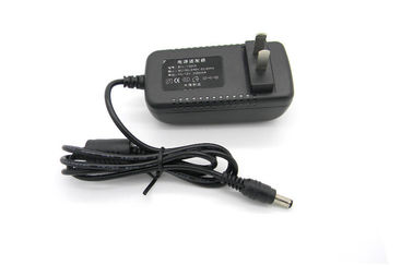 AC100-240V 벽 산 힘 접합기