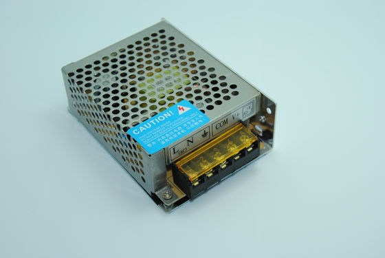 60W 12V DC 5A CCTV 사진기를 위한 보편적인 CCTV 전력 공급
