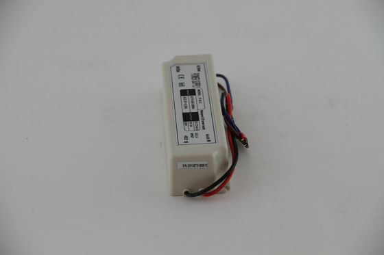CCTV 사진기를 위한 전 범위 300 VAC 3A 36W 일정한 전압 방수 LED 운전사
