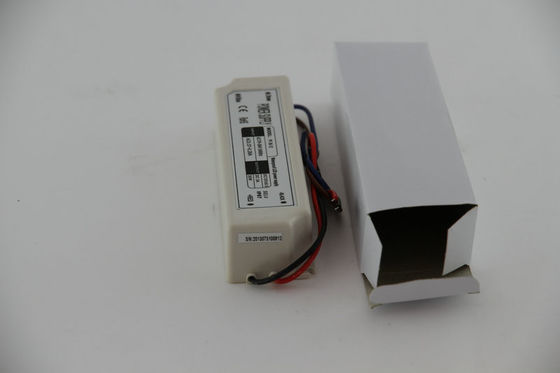 CCTV 사진기를 위한 전 범위 300 VAC 3A 36W 일정한 전압 방수 LED 운전사