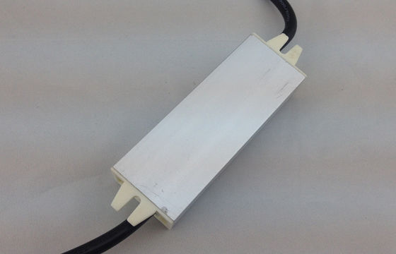보호 일정한 전압 LED 전력 공급 DC12V 20W 옥외 빛을 단락시키십시오